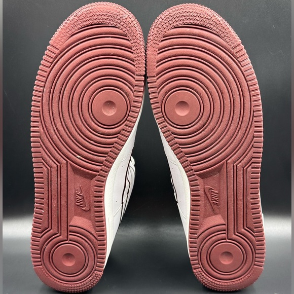 Nike‎ Air Force 1 Low 07 Leather Team Red Men’s Size 12 main image 6